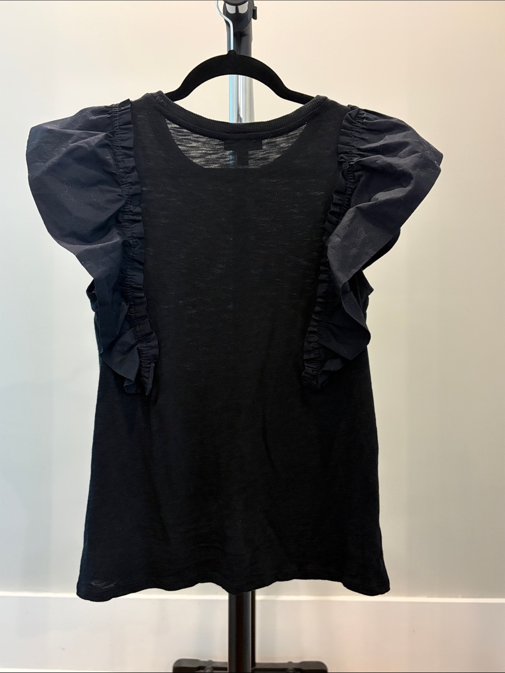 Express Black Ruffle Sleeve Tank Top - Picture 2 of 4